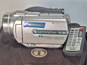 Sony DCR-DVD505 Handycam DVD Camcorder 4MP Tested Remote Kit Zeiss READ PLEASE!